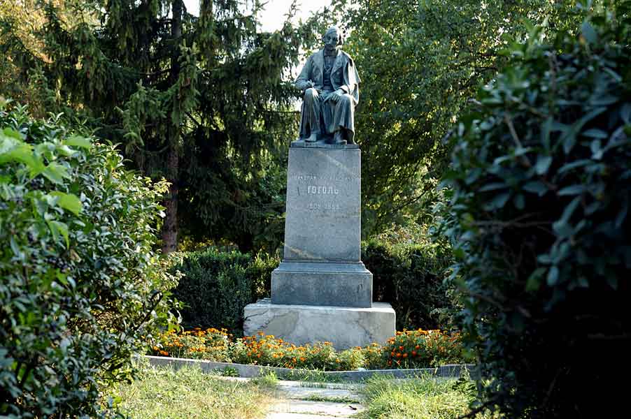 DSC_5751.jpg (76657 bytes)