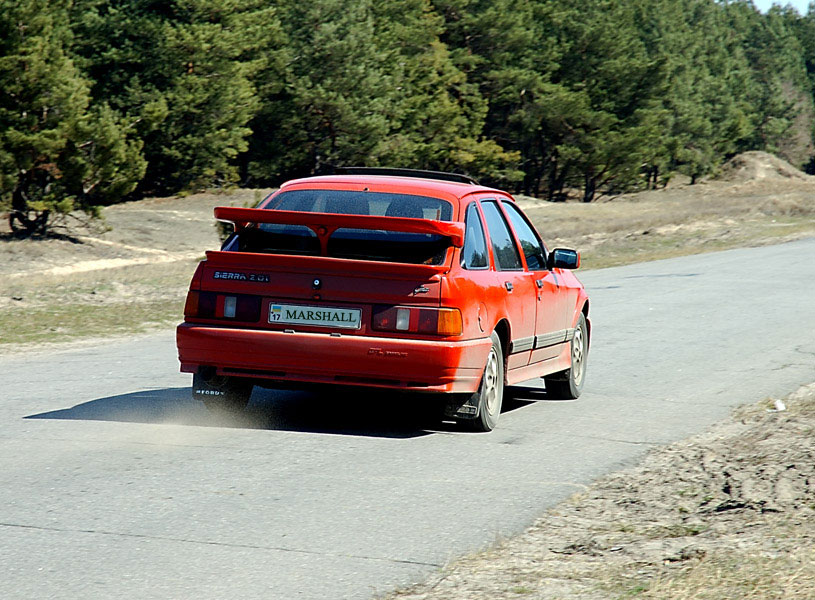 Ford Sierra -  ...