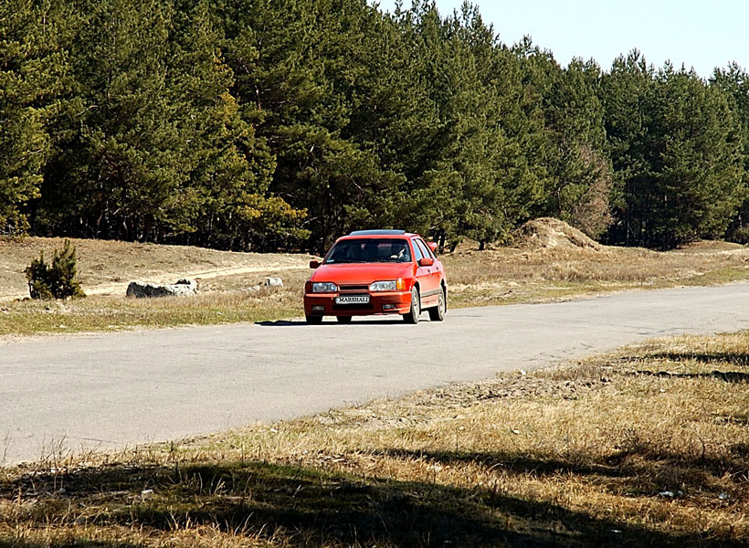 Ford Sierra -   