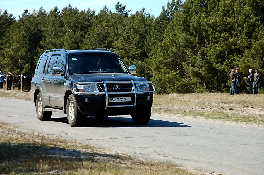  : - Mitsubishi