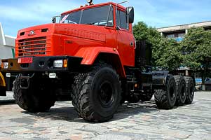 Kraz_7140H6_03L.jpg (13507 bytes)